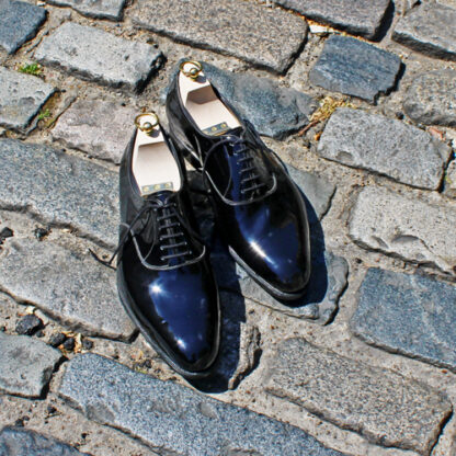 black patent dress oxford shoes