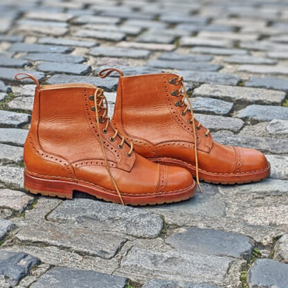 derby ankle boot with commando sole