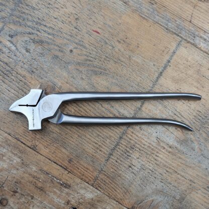 carreducker lasting pliers