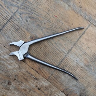 steel lasting pliers by Carreducker