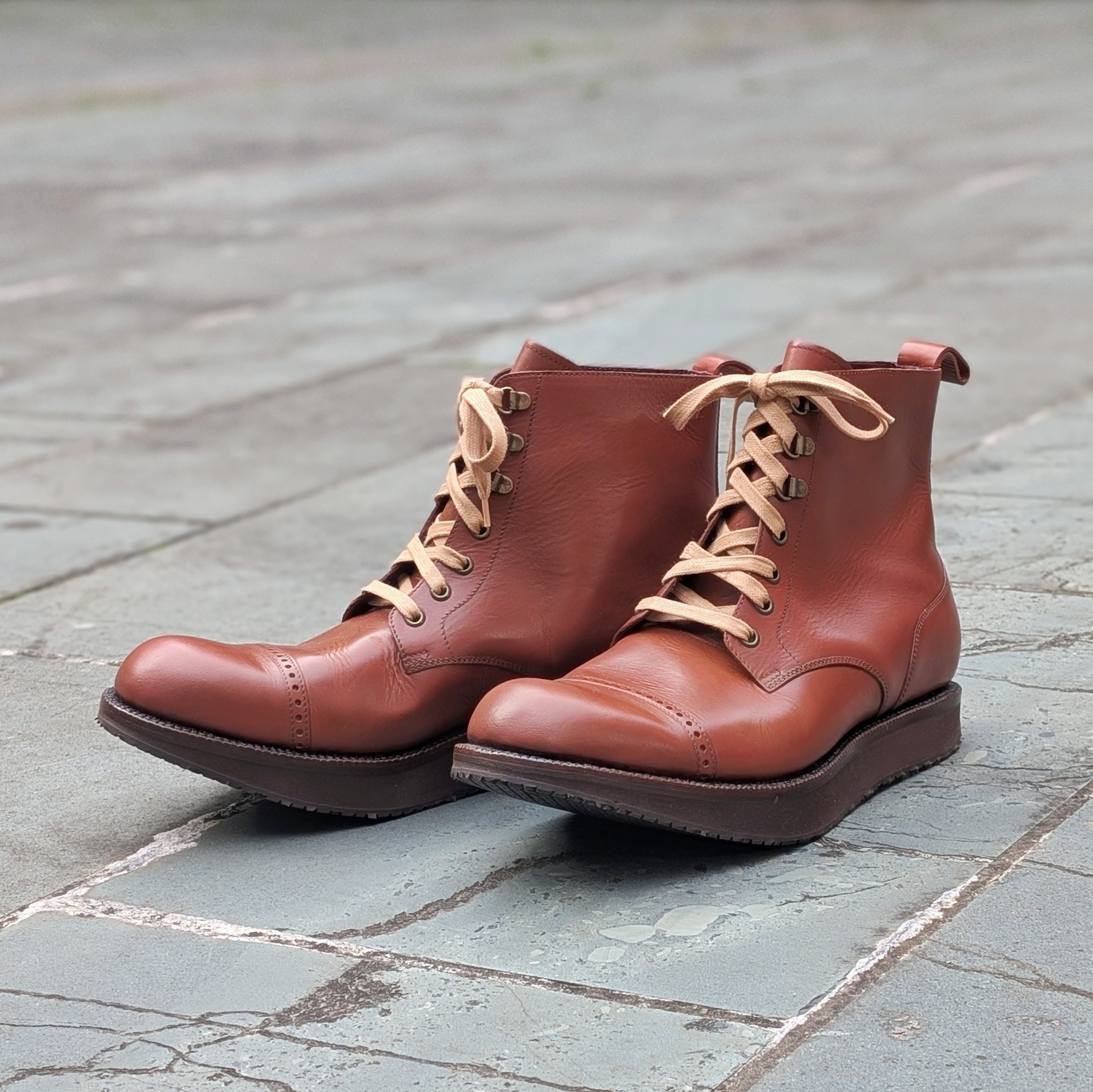rocker sole derby boots
