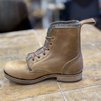 Meldon Tor Boot